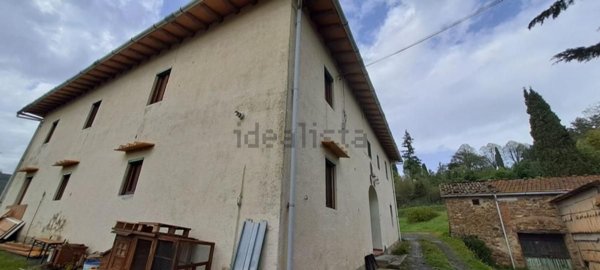 quadrivano in vendita a Barberino di Mugello in zona Galliano