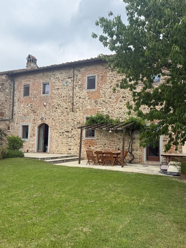 casale in vendita a Barberino di Mugello in zona Galliano