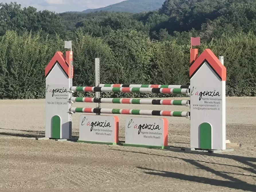 locale commerciale in vendita a Borgo San Lorenzo