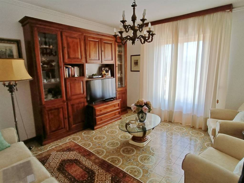 casa indipendente in vendita a Borgo San Lorenzo in zona Rabatta