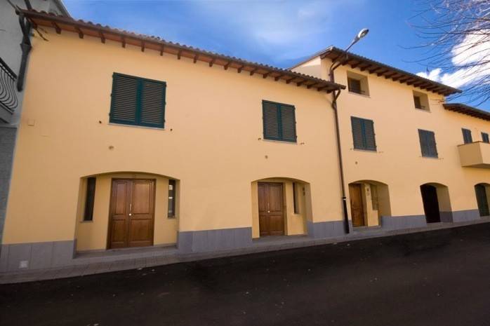 casa indipendente in vendita a Borgo San Lorenzo in zona Sagginale