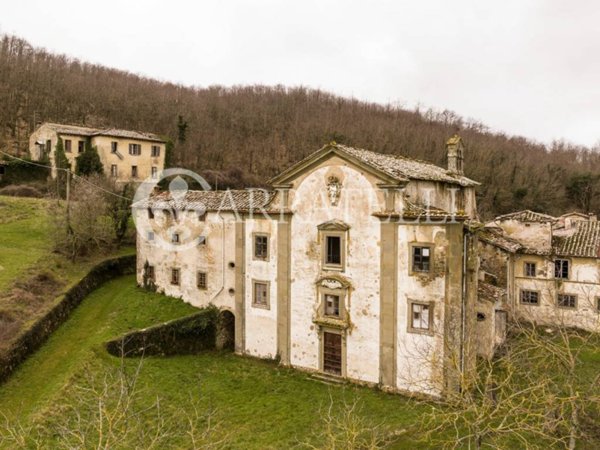 casa indipendente in vendita a Borgo San Lorenzo