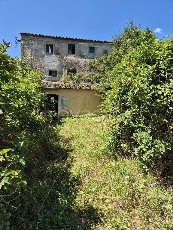 casa indipendente in vendita a Borgo San Lorenzo in zona Polcanto