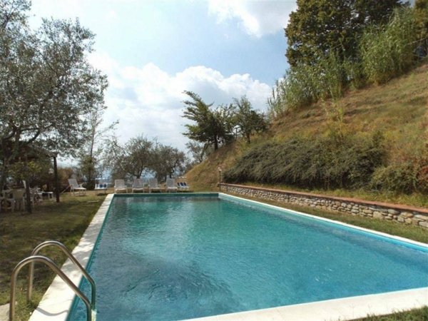 casa indipendente in vendita a Borgo San Lorenzo in zona Ronta
