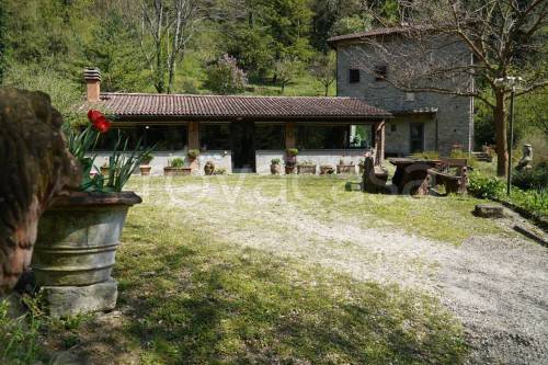 locale di sgombero in vendita a Borgo San Lorenzo in zona Ronta