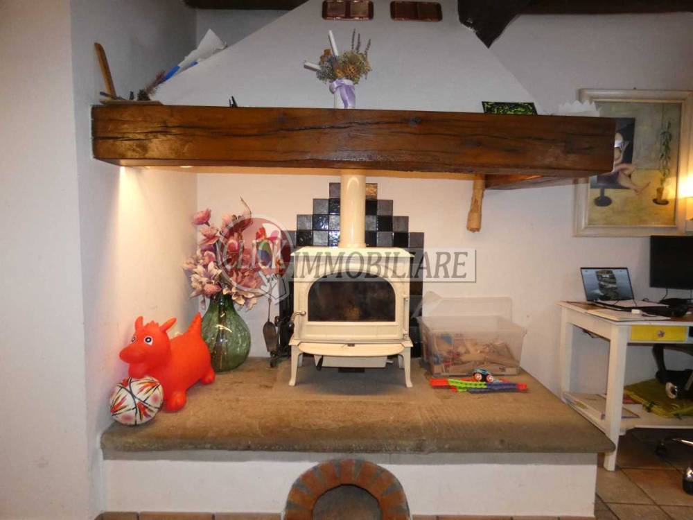 casa indipendente in vendita a Borgo San Lorenzo in zona Grezzano