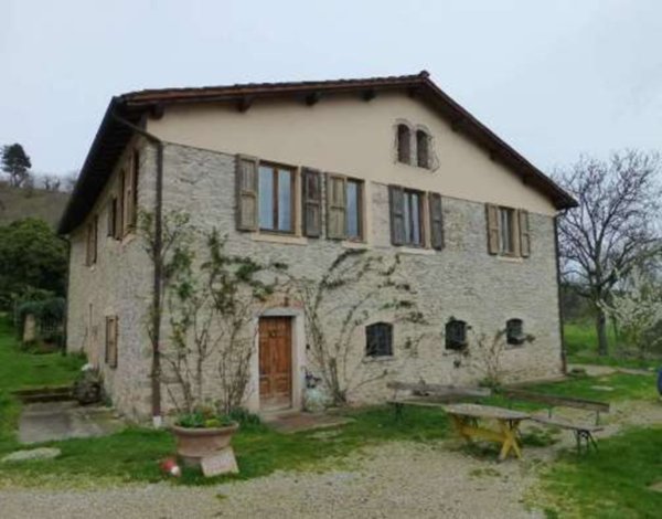 casa indipendente in vendita a Borgo San Lorenzo in zona Luco di Mugello