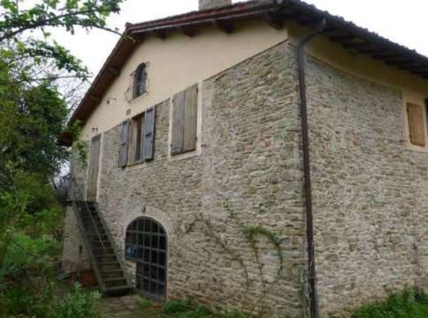 appartamento in vendita a Borgo San Lorenzo in zona Luco di Mugello