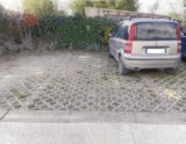 negozio in vendita a Borgo San Lorenzo in zona Ronta