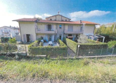 appartamento in vendita a Borgo San Lorenzo in zona Polcanto
