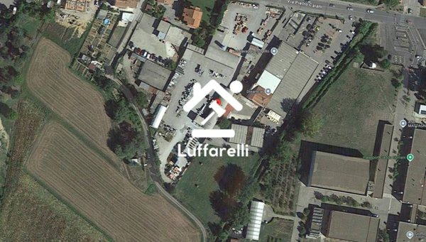 locale commerciale in vendita a Borgo San Lorenzo