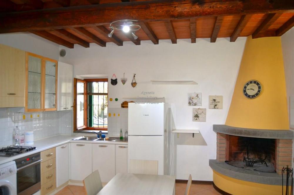 casa indipendente in vendita a Borgo San Lorenzo in zona Sagginale