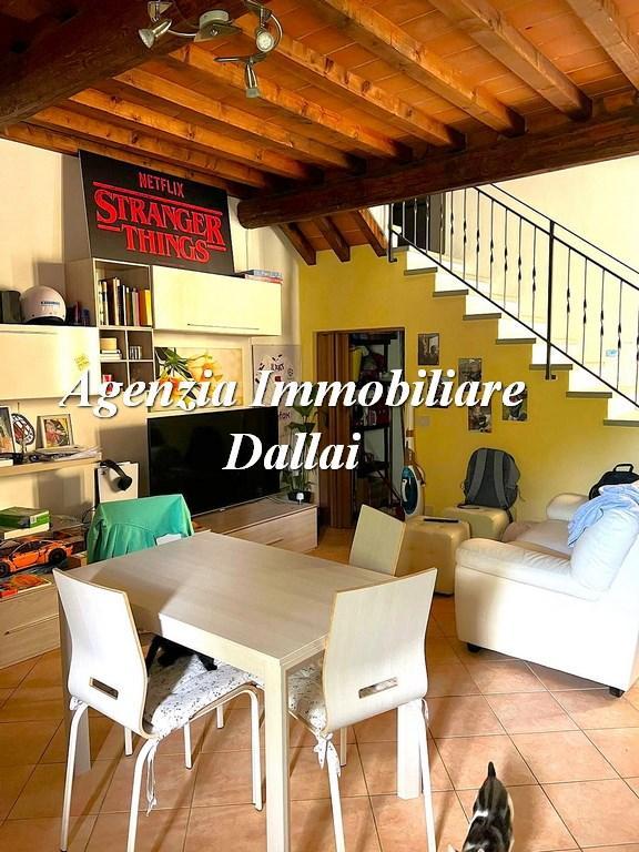 casa indipendente in vendita a Borgo San Lorenzo in zona Sagginale