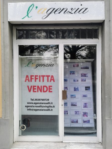 locale commerciale in vendita a Borgo San Lorenzo