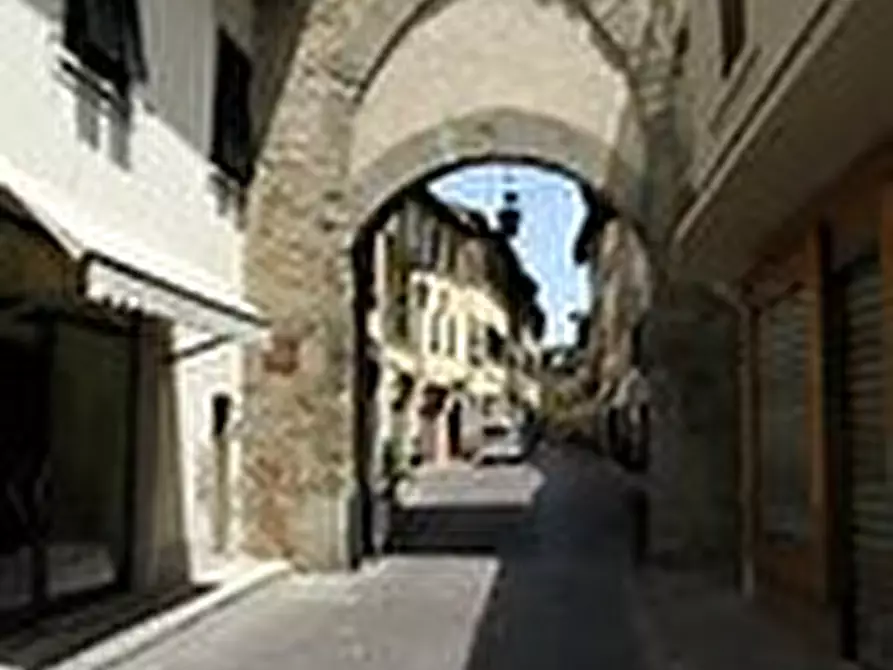 locale commerciale in vendita a Borgo San Lorenzo