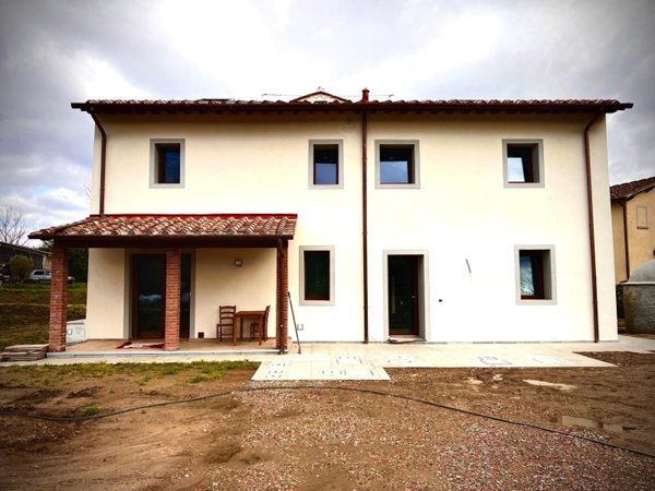 casa indipendente in vendita a Borgo San Lorenzo