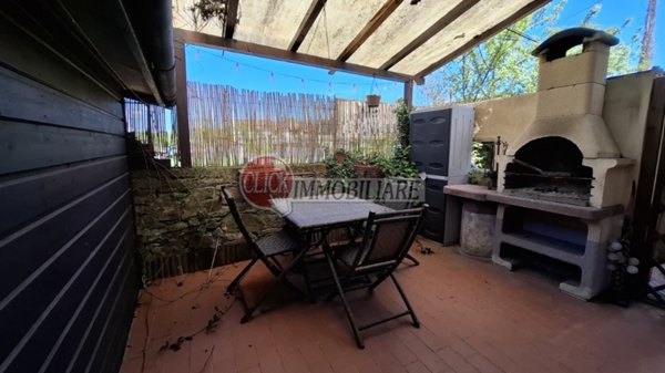 casa indipendente in vendita a Borgo San Lorenzo in zona Panicaglia