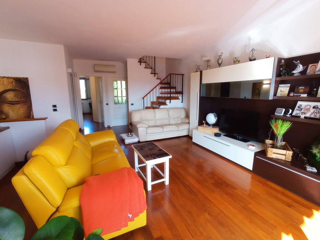 casa indipendente in vendita a Borgo San Lorenzo