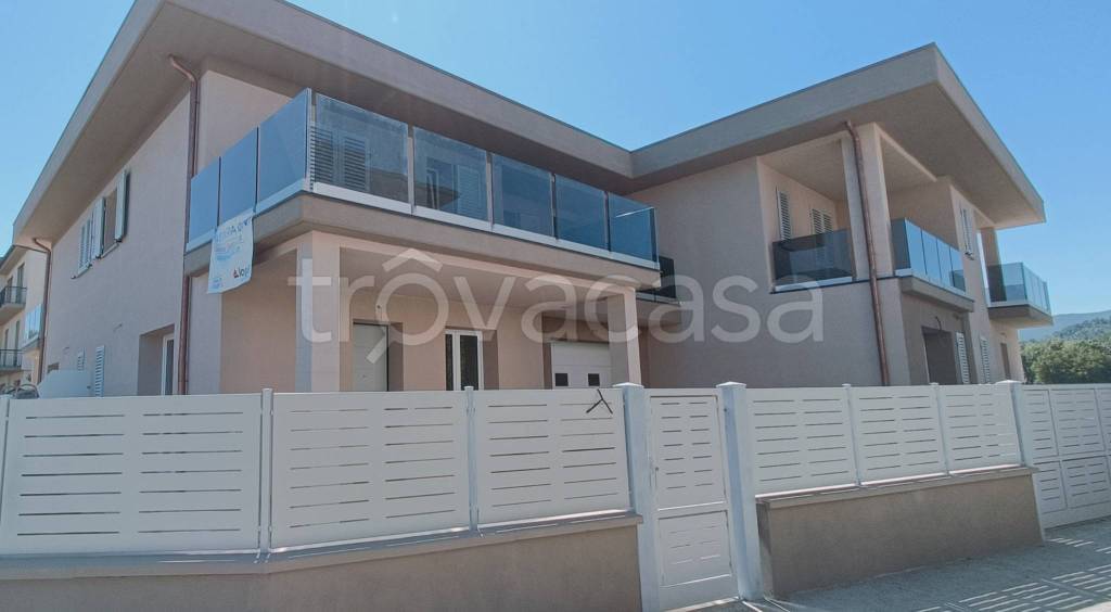 casa indipendente in vendita a Borgo San Lorenzo