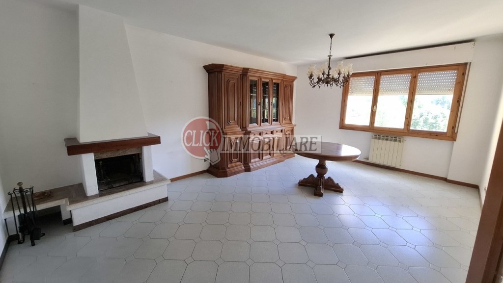 appartamento in vendita a Borgo San Lorenzo in zona Polcanto