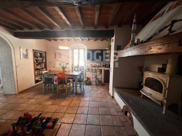 appartamento in vendita a Borgo San Lorenzo in zona Sagginale