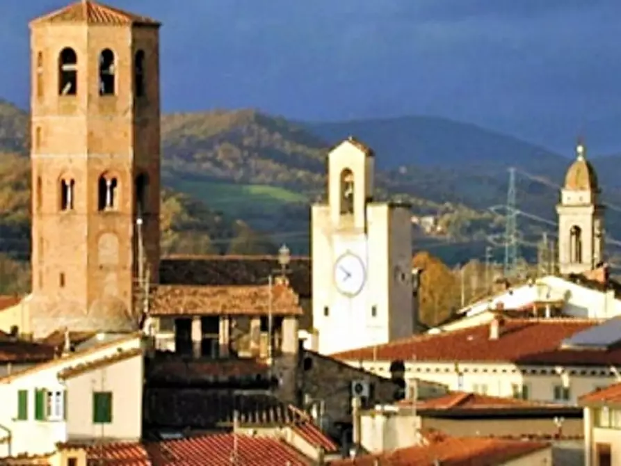 locale commerciale in vendita a Borgo San Lorenzo