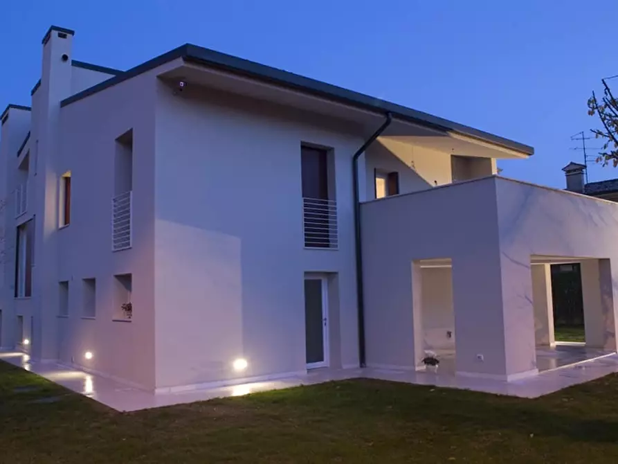 casa indipendente in vendita a Borgo San Lorenzo