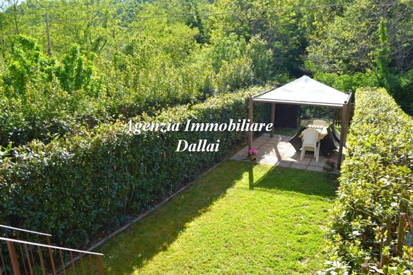 casa indipendente in vendita a Borgo San Lorenzo in zona Luco di Mugello