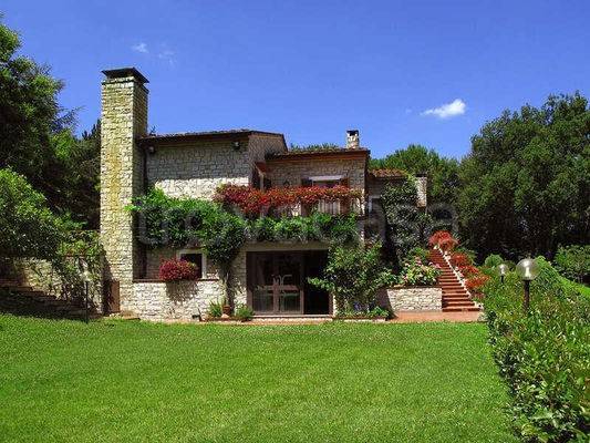 casa indipendente in vendita a Borgo San Lorenzo