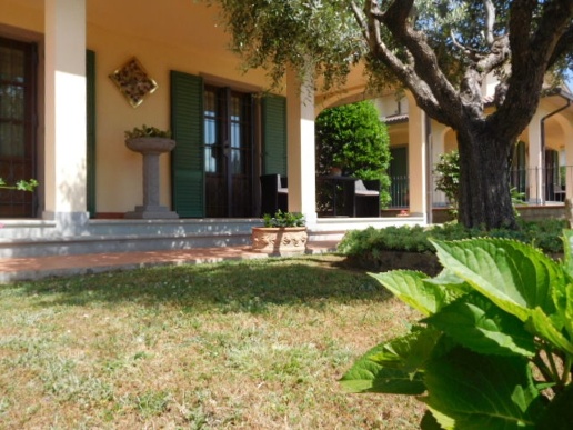casa indipendente in vendita a Borgo San Lorenzo