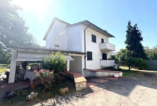 casa indipendente in vendita a Borgo San Lorenzo
