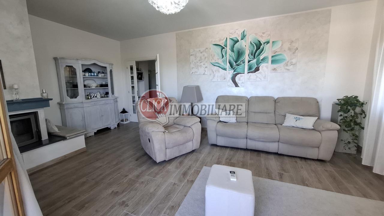 appartamento in vendita a Borgo San Lorenzo in zona Luco di Mugello