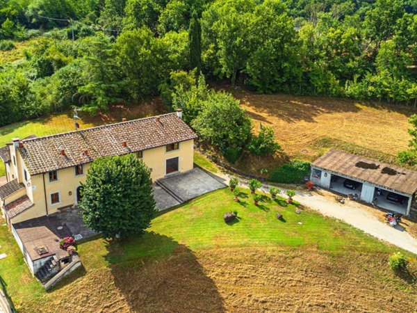 casa indipendente in vendita a Borgo San Lorenzo