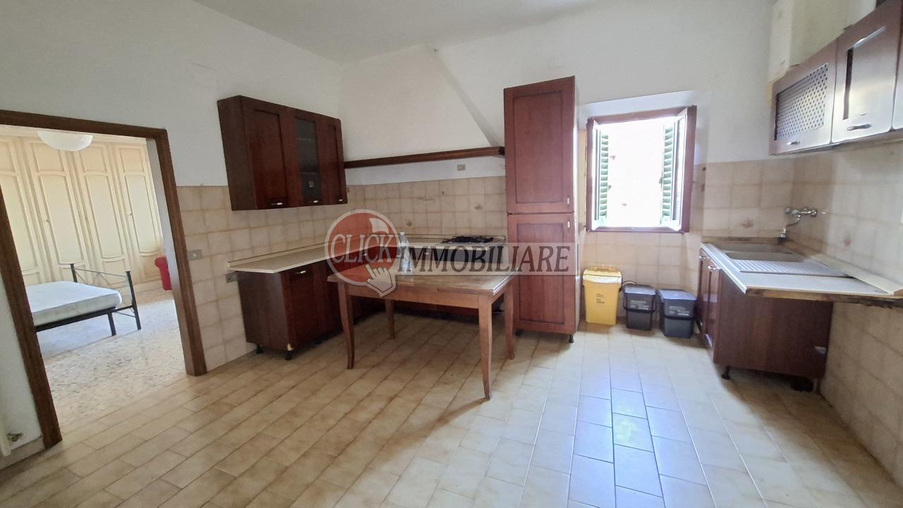 appartamento in vendita a Borgo San Lorenzo in zona Luco di Mugello