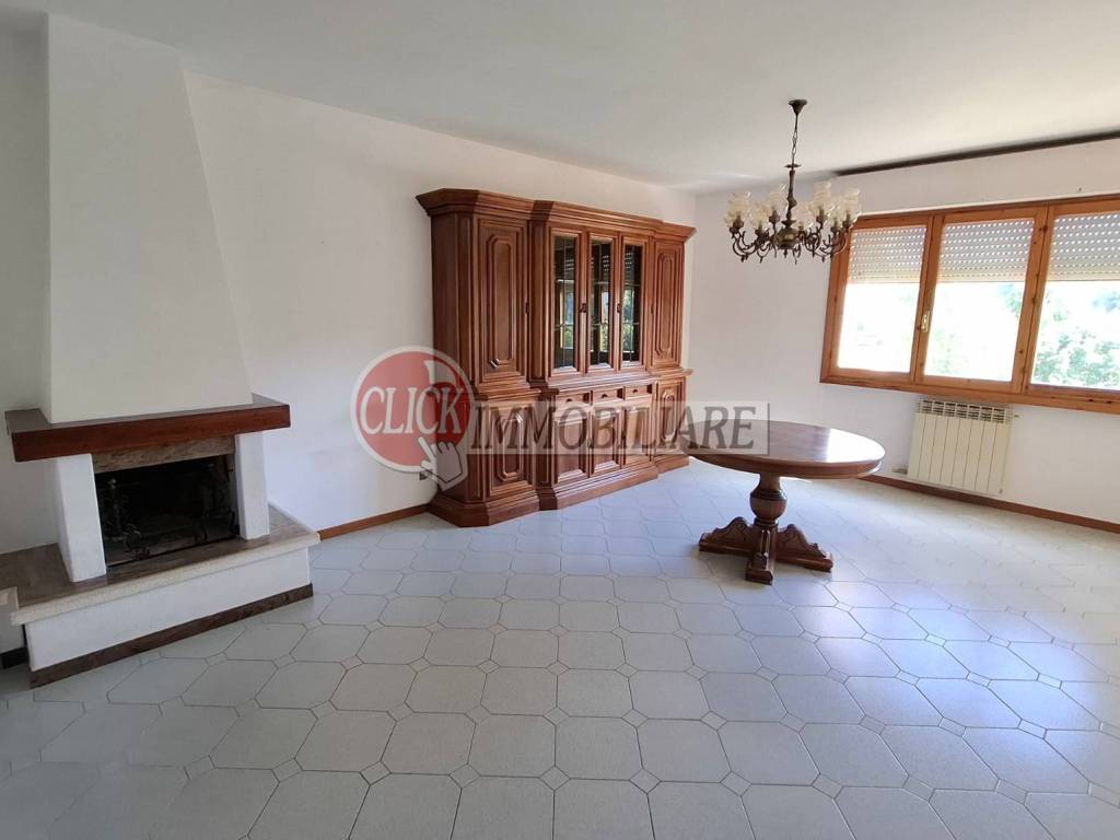 appartamento in vendita a Borgo San Lorenzo in zona Ronta