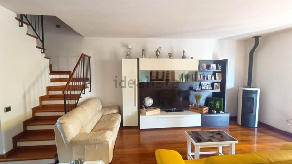 casa indipendente in vendita a Borgo San Lorenzo