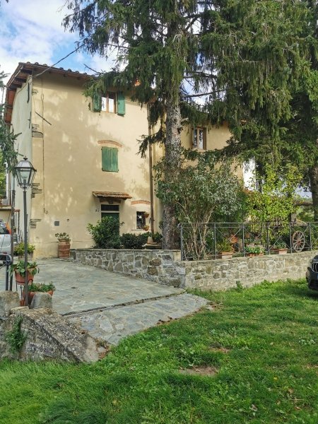 casa indipendente in vendita a Borgo San Lorenzo