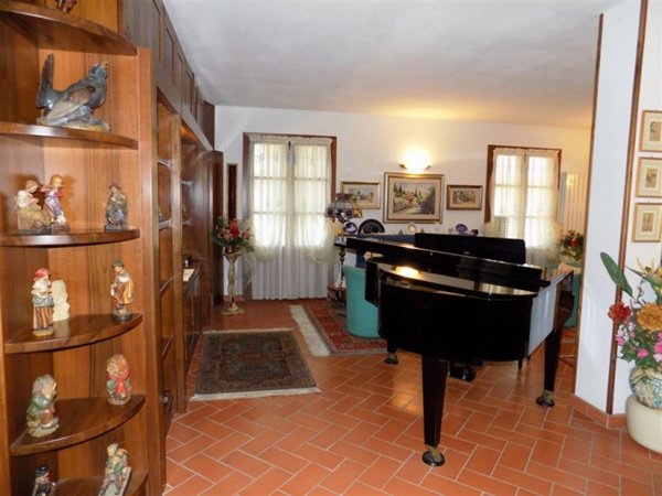 casa indipendente in vendita a Borgo San Lorenzo