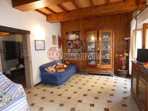 appartamento in vendita a Borgo San Lorenzo in zona Sagginale