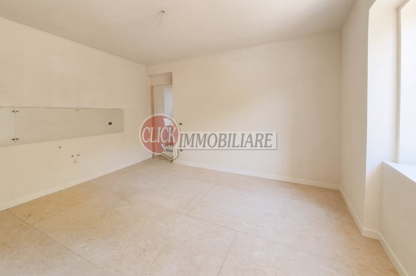 casa indipendente in vendita a Borgo San Lorenzo in zona Polcanto