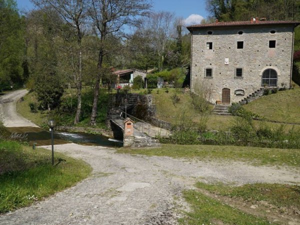 casa indipendente in vendita a Borgo San Lorenzo in zona Ronta