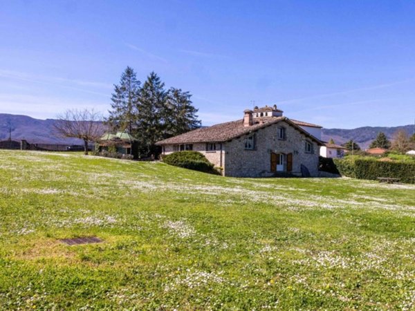 casa indipendente in vendita a Borgo San Lorenzo in zona Ronta