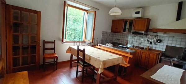 appartamento in vendita a Borgo San Lorenzo in zona Polcanto