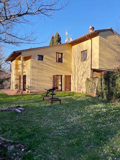 appartamento in vendita a Borgo San Lorenzo in zona Salaiole