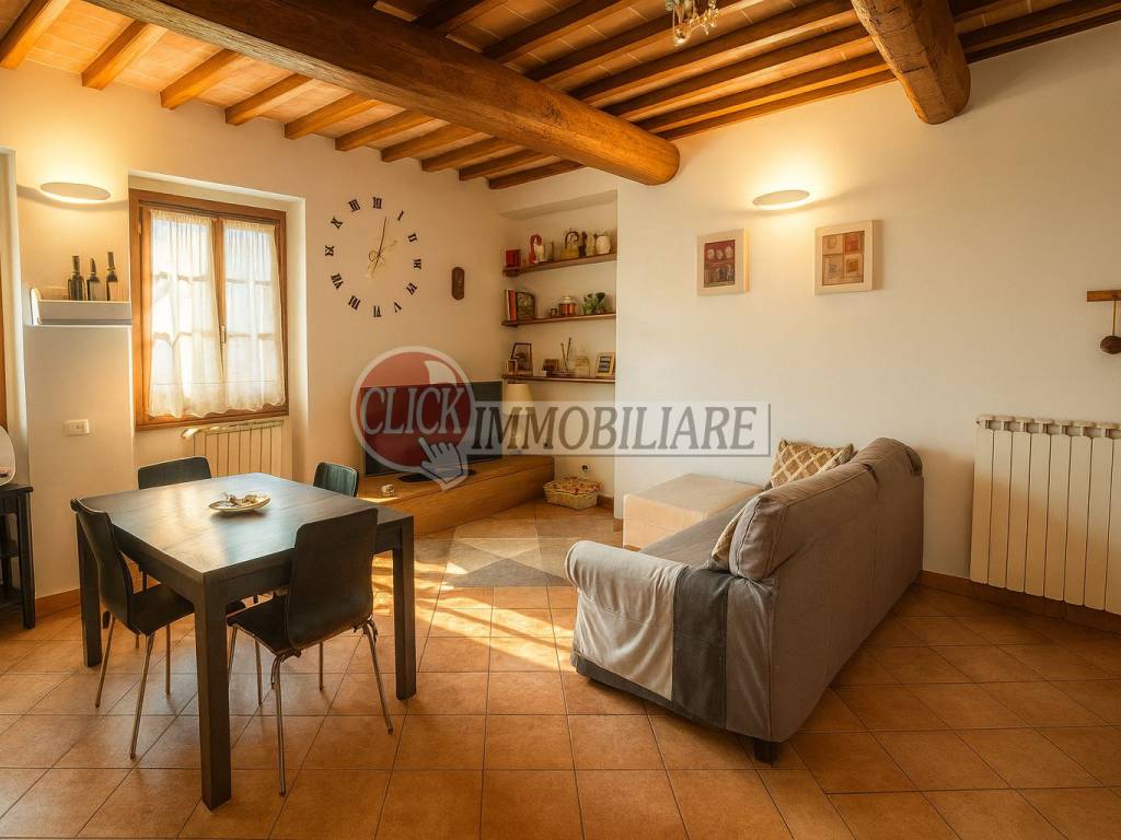 appartamento in vendita a Borgo San Lorenzo in zona Casaglia