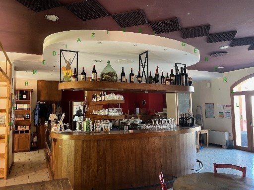 locale commerciale in vendita a Borgo San Lorenzo