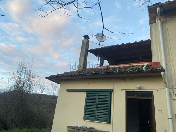 appartamento in vendita a Borgo San Lorenzo in zona Ronta
