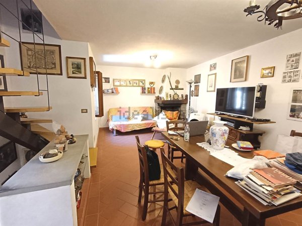 appartamento in vendita a Borgo San Lorenzo in zona Ronta