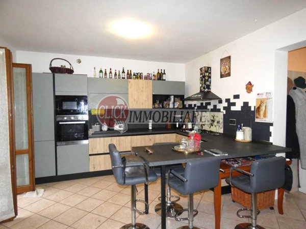 appartamento in vendita a Borgo San Lorenzo in zona Luco di Mugello