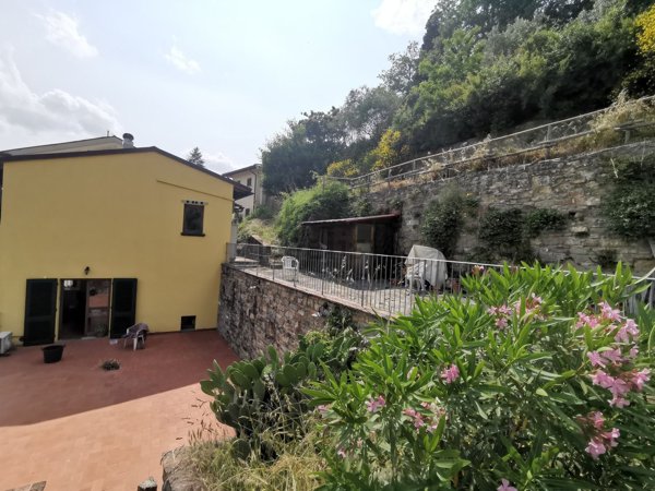 casa indipendente in vendita a Borgo San Lorenzo in zona Ronta